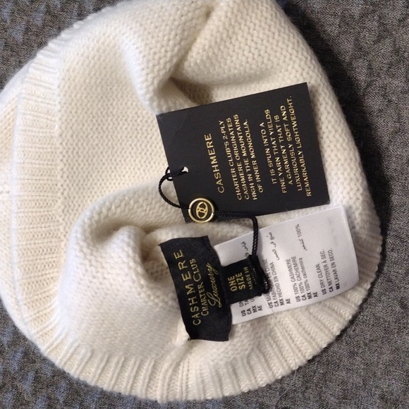 Charter Club Luxury 100% cashmere womens hat - Picture 2 of 3